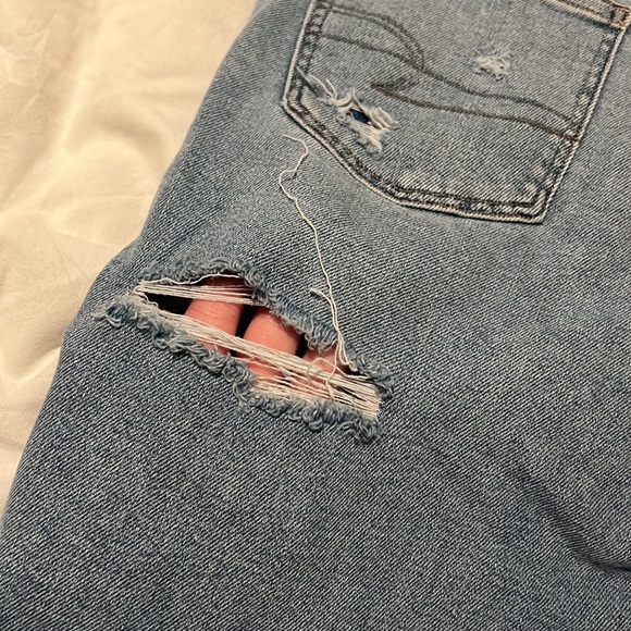 American eagle mom jean size 2 stretch material - Picture 7 of 9